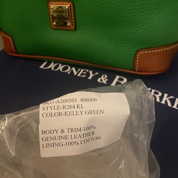 Dooney&Bourke Kelley Green Pebbled Leather Crossbody.NWT🔹FIRM🔹 - Picture 10 of 13